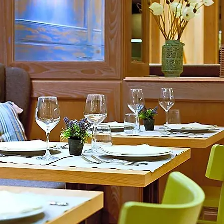 Ambassador Hotel Pesaro