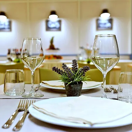 Ambassador 페자로