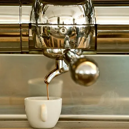 Готель Ambassador 3*